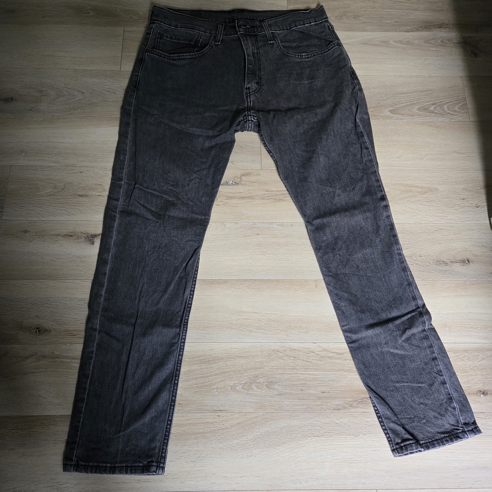 Levi's Men's Charcoal Straight Jeans